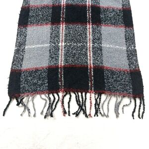 BLACK GRAY RED WHITE PLAID THICK FLUFFY FUZZY 100% POLYESTER FRINGE SCARF 69×26